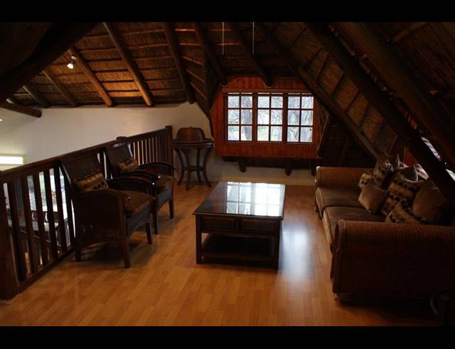 4 BEDROOM HOUSE FOR SALE IN LAKELAND ESTATE